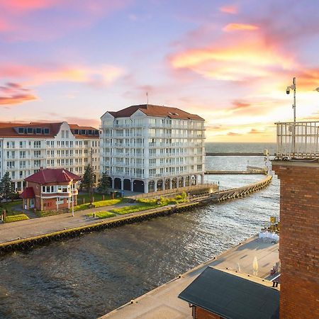 Apartamenty Marina Z Widokiem Na Morze Darlowko Kültér fotó