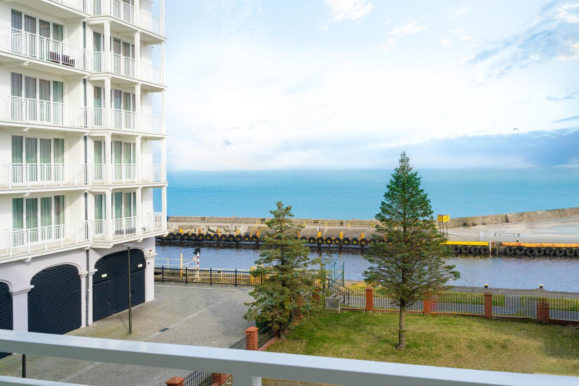 Apartamenty Marina Z Widokiem Na Morze Darlowko Kültér fotó